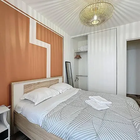 Apartment Montferrand 5 Pers Clermont-Ferrand