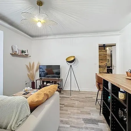 Montferrand 5 Pers Apartment *